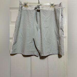 OCEAN + COAST REALTREE FISHING SHORTS SIZE LARGE‎